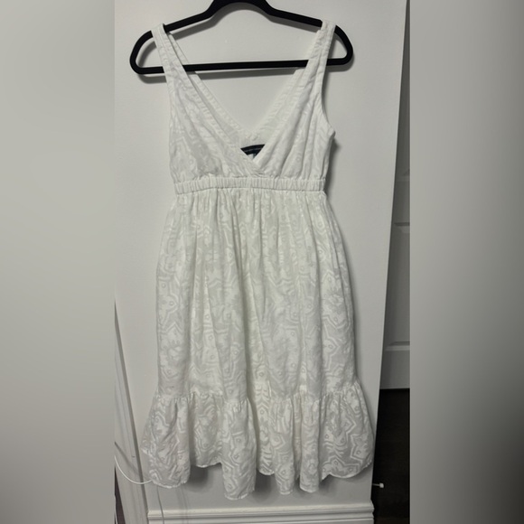 French Connection White V-Neck A-Line Dress /Size 6 - Picture 5 of 7